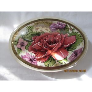 Vintage Casual Limited Edition 1995 trinket jewelry box red roses gold trim